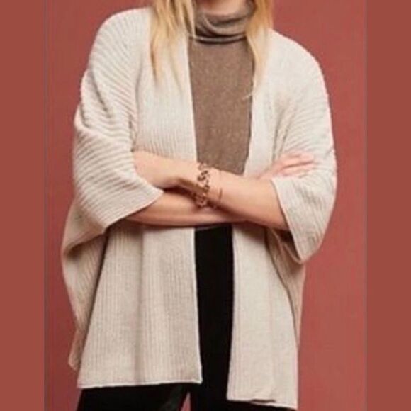 Anthropologie Akemi + Kin Evelyn Cacoon Knit Sweater in Cream/Gold Metallic - Picture 1 of 12